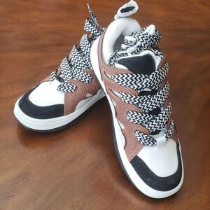 Steve Madden - Roaring -Size 9